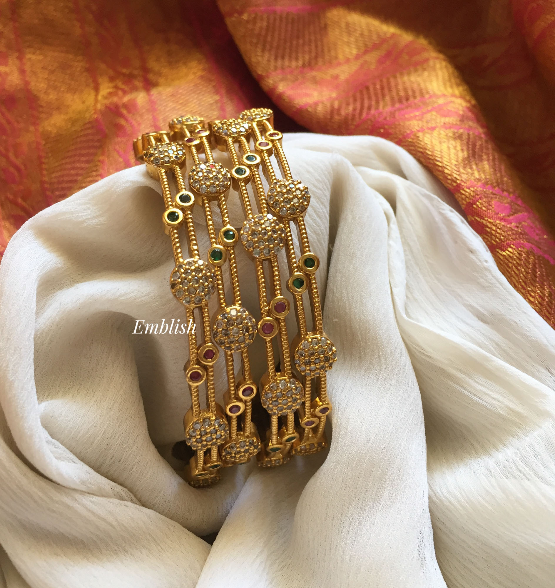 Double bangle sales designs gold